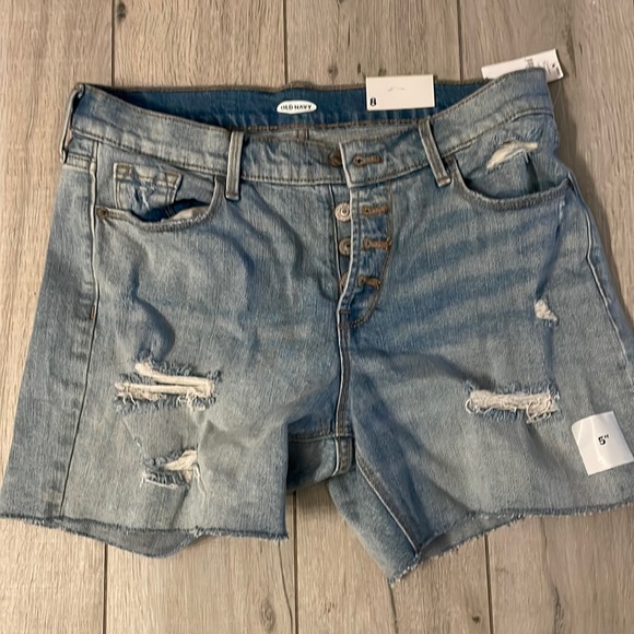 NWT size 8 Old Navy Shorts 5” - Picture 1 of 2